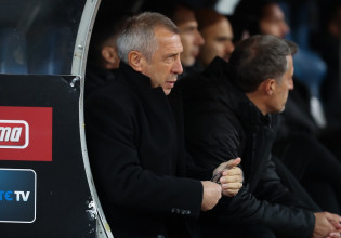 Νιόπλιας – «Πήρε ήδη το πρωτάθλημα ο Ολυμπιακός»