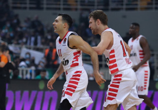 Ολυμπιακός – Μοίρασε φιλάκια στο ΟΑΚΑ ο Σλούκας