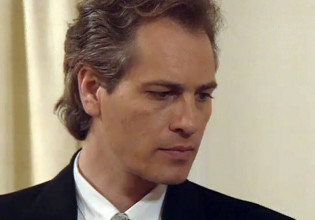 Κώστας Δίγκας – Δείτε πώς είναι σήμερα ο γοητευτικός «Ρένος» της Λάμψης