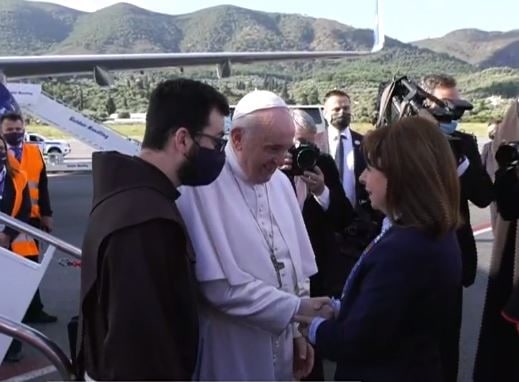 Στη Λέσβο ο Πάπας Φραγκίσκος – Live όλες οι εξελίξεις