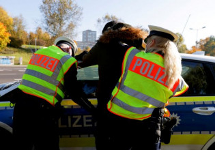 Λευκορωσία – Έρευνες σε σπίτια δημοσιογράφων και ακτιβιστών – Συλλήψεις πολιτών για προσβλητικά σχόλια