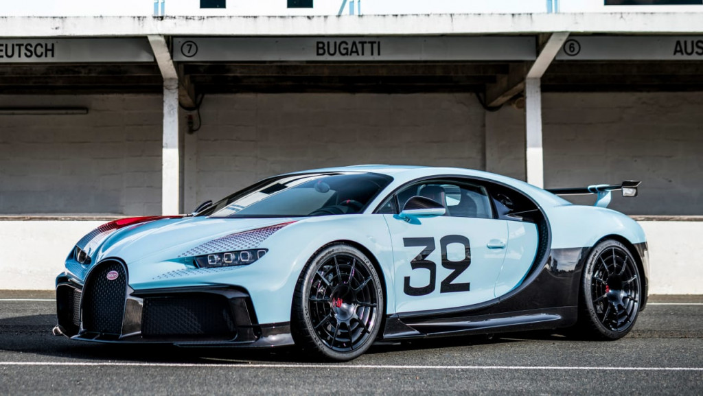 H Bugatti επενδύει σε ακόμα περισσότερη «μοναδικότητα»
