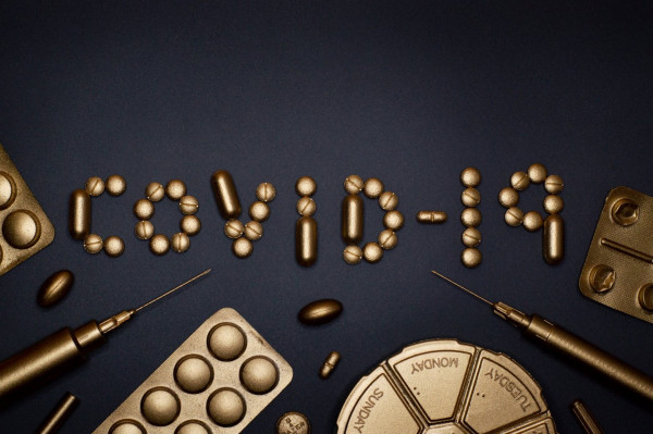 Κοροναϊός – Τα νέα δεδομένα εγείρουν προβληματισμό για το χάπι ενάντια στην Covid-19, μολνουπιραβίρη