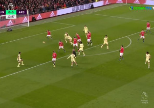 Η Άρσεναλ έβαλε το πιο περίεργο γκολ της χρονιάς στο «Ολντ Τράφορντ»