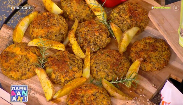 Ανατρεπτική συνταγή – Ο Τίμος Ζαχαράτος ετοιμάζει κεφτεδάκια από φακές με μους φέτας