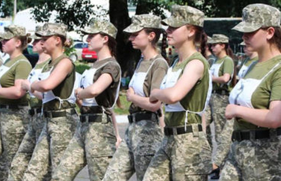 Ουκρανία - Στρατιωτική θητεία για εγκύους και για μητέρες μικρών παιδιών