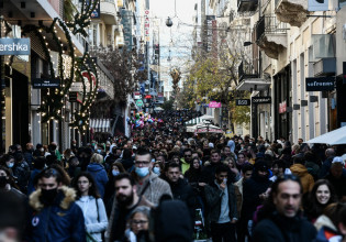 Κοροναϊός – Η Όμικρον δεν διαχωρίζει εμβολιασμένους και ανεμβολίαστους – Mέτρα για όλους για να μην φέρει ο Αι Βασίλης… lockdown