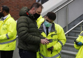 Βρετανία – Διαφωνεί με την επιβολή νέων μέτρων ο υπουργός Οικονομικών Ρίσι Σουνάκ