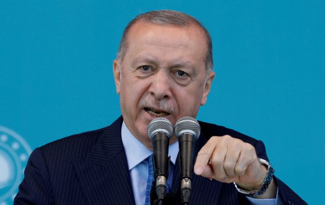 Τουρκία - Ο Ερντογάν καλεί τους Τούρκους να διατηρήσουν τις αποταμιεύσεις τους σε τουρκική λίρα