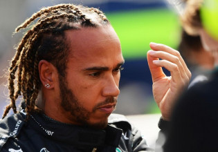 Ξέσπασε πριν την προσπέραση ο Χάμιλτον – «Ο αγώνας χειραγωγήθηκε»