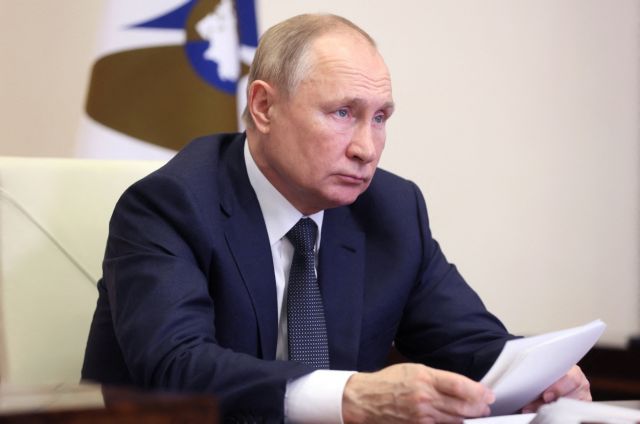 Βλάντιμιρ Πούτιν – Παρομοίασε τις συρράξεις στην Ουκρανία με «γενοκτονία» των ρωσόφωνων