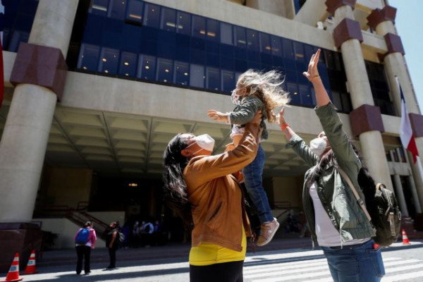 Χιλή – Νομιμοποιήθηκε ο γάμος ομόφυλων ζευγαριών