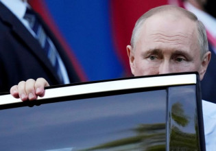 Πούτιν – Μπάιντεν: Συνομιλία μέσω βιντεοκλήσης για την Ουκρανία – Οξύνεται η ένταση