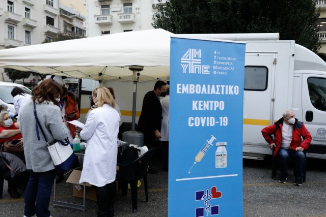 Παυλάκης - Όσοι αμελήσουν να εμβολιαστούν με την τρίτη δόση κινδυνεύουν - Τι πρέπει να κάνουμε για ασφαλή Χριστούγεννα
