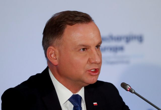 Πολωνία –  Βέτο από τον πρόεδρο στον επίμαχο νόμο περί Τύπου – Υπήρχαν υποψίες ότι στόχος ήταν η φίμωση ΜΜΕ