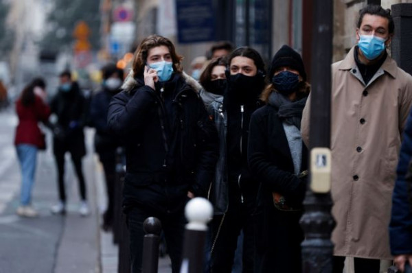 Γαλλία – Πάνω από 100.000 κρούσματα σε μια μέρα