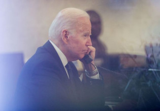 Ουκρανία – Τι συζήτησαν Ζελένσκι – Μπάιντεν για την κρίση με τη Ρωσία