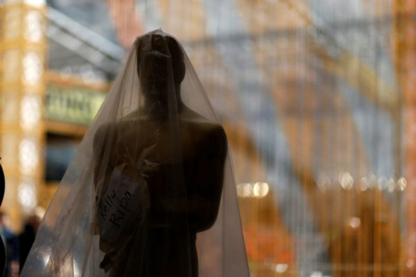 Διάσημη σταρ του Χόλυγουντ αποκάλυψε ότι στο σπίτι της ζει ένα… φάντασμα