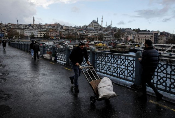 Από το κακό στο χειρότερο η Τουρκία – Σε απόγνωση ο κόσμος