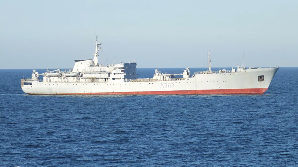 Στενό του Κερτς - «Κανονικά η πλοήγηση στο κανάλι μετά το περιστατικό με το ουκρανικό πλοίο»