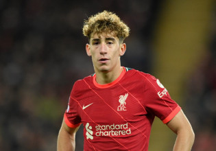 Aποθεώσε Τσιμίκα ο Ρόμπερτσον – «Είναι ένας εξαιρετικός ποδοσφαιριστής»