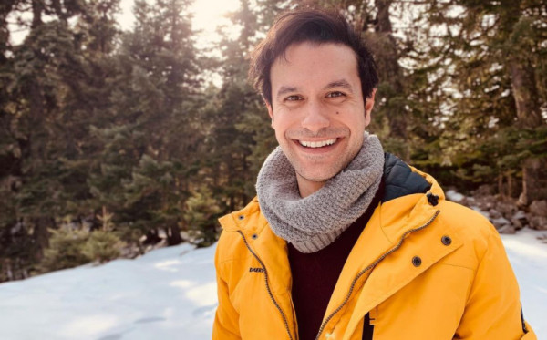 Ορφέας Αυγουστίδης – Ετοιμάζεται να ανέβει τα σκαλιά της εκκλησίας – Η ανακοίνωσή του