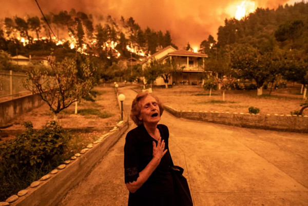 Ανασκόπηση 2021 –  Από τις φωτιές μέχρι τους σεισμούς και την κλιματική αλλαγή – Οι φυσικές καταστροφές που σφράγισαν τη χρονιά