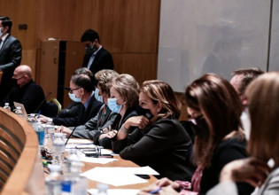 Σύψας – Οι παράγοντες που κρίνουν αν ένας ασθενής θα διασωληνωθεί ή θα πεθάνει από κοροναϊό