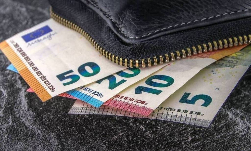 Τα μυστικά και οι παγίδες των τεκμηρίων – Τα SOS για να γλιτώσετε φόρο