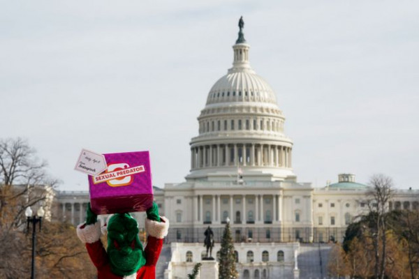 ΗΠΑ – Συνελήφθη άνδρας που κυκλοφορούσε εντός του Καπιτωλίου με όπλο στο σακίδιό του