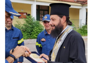 Εύβοια – Ανεμβολίαστος ιερέας, πατέρας πέντε παιδιών, πέθανε από κοροναϊό