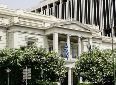 Το ΥΠΕΞ χαιρετίζει την ψήφιση του νομοσχεδίου για την αμυντική συνεργασία Ελλάδας – ΗΠΑ