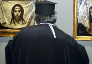 Κοροναϊός – Αντιεμβολιαστικό κήρυγμα από αρνητή ιερέα στο διαδίκτυο