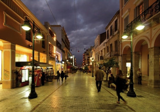 Πάτρα – Υπάλληλος καταστήματος καταγγέλλεται ότι έκανε έρευνα για κλοπιμαία και «έγδυσε δύο ανήλικες»