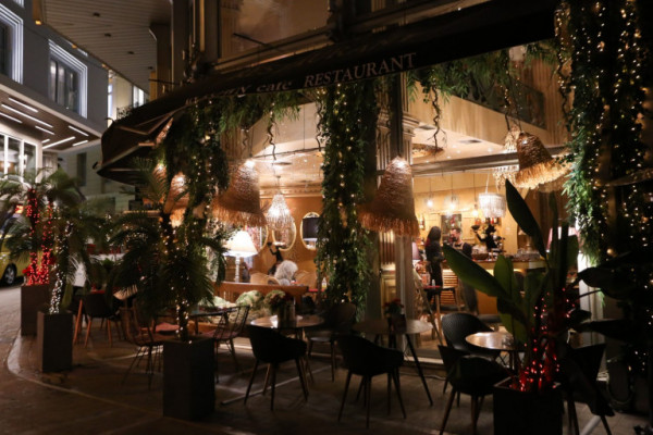 Νέα μέτρα για την αναχαίτιση της Ομικρον – Αναλυτικά τι ισχύει – Στη δημοσιότητα η ΚΥΑ