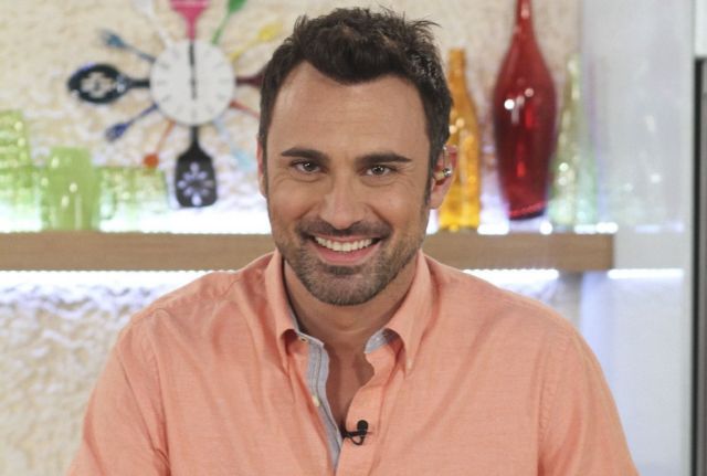 Καπουτζίδης σε Μητσοτάκη – «Γιατί είμαι ο άνθρωπος με τα λιγότερα δικαιώματα;»