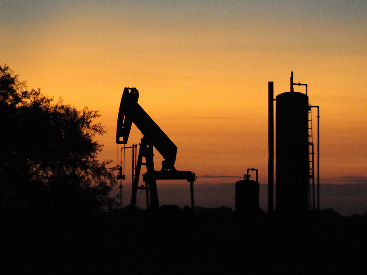 Ανεβαίνουν οι τιμές πετρελαίου «δια χειρός» ΟΠΕΚ+