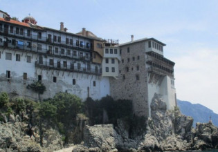 Άγιο Όρος – Συνεχίζει τις έρευνες το Λιμενικό για τον εντοπισμό του 58χρονου μοναχού