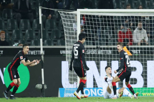 Μεγάλο «διπλό» της Άιντραχτ (3-2)