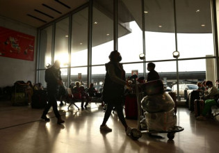 Ολλανδία – Να διενεργούνται τεστ για τον κοροναϊό σε όλους πριν ταξιδέψουν εκτός ΕΕ