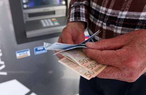 Αύξηση από 40 έως 80 ευρώ σε 140.000 παλαιούς συνταξιούχους