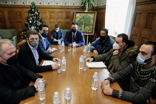 Νίκος Ανδρουλάκης – Οι ταχυδιανομείς δεν είναι εργαζόμενοι β’ κατηγορίας