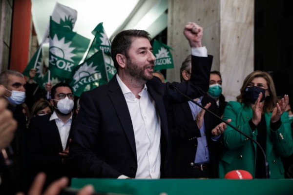 ΚΙΝΑΛ – Συγκαλεί την Τρίτη την κοινοβουλευτική ομάδα ο Ανδρουλάκης – Ποιοι θα τον εκπροσωπούν στη Βουλή