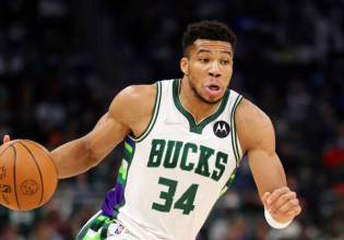 Ρεκόρ 25ετίας από τον Γιάννη Αντετοκούνμπο