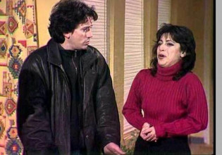 «Απαράδεκτοι» – Σπύρος και Δημητρούλα είδαν μαζί το εορταστικό επεισόδιο