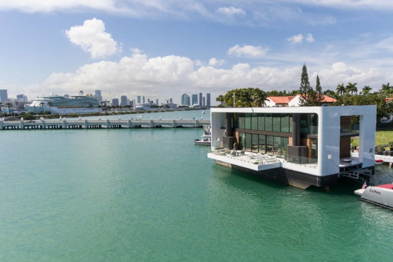 Ένα πλωτό σπίτι σωστό παλάτι