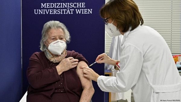 Αυστρία – Πρόστιμα από 600 μέχρι και 3.600 ευρώ σε όσους δεν εμβολιάζονται