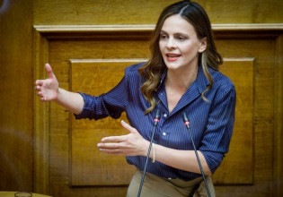 Αχτσιόγλου – Ο πληθωρισμός απειλεί με νέο κύμα φτωχοποίησης – Πρέπει να ληφθούν μέτρα