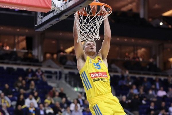 Νίκη για την Άλμπα (92-84)