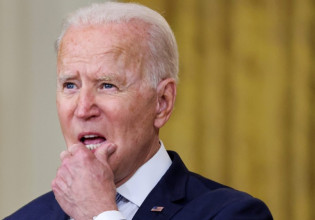 Μπάιντεν – Τριγμοί στο στρατόπεδο των Δημοκρατικών – «Όχι» γερουσιαστή στις κοινωνικές μεταρρυθμίσεις